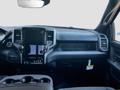 2027 RAM Ram 3500 RAM 3500 TRADESMAN CREW CAB 4X4 8' BOX