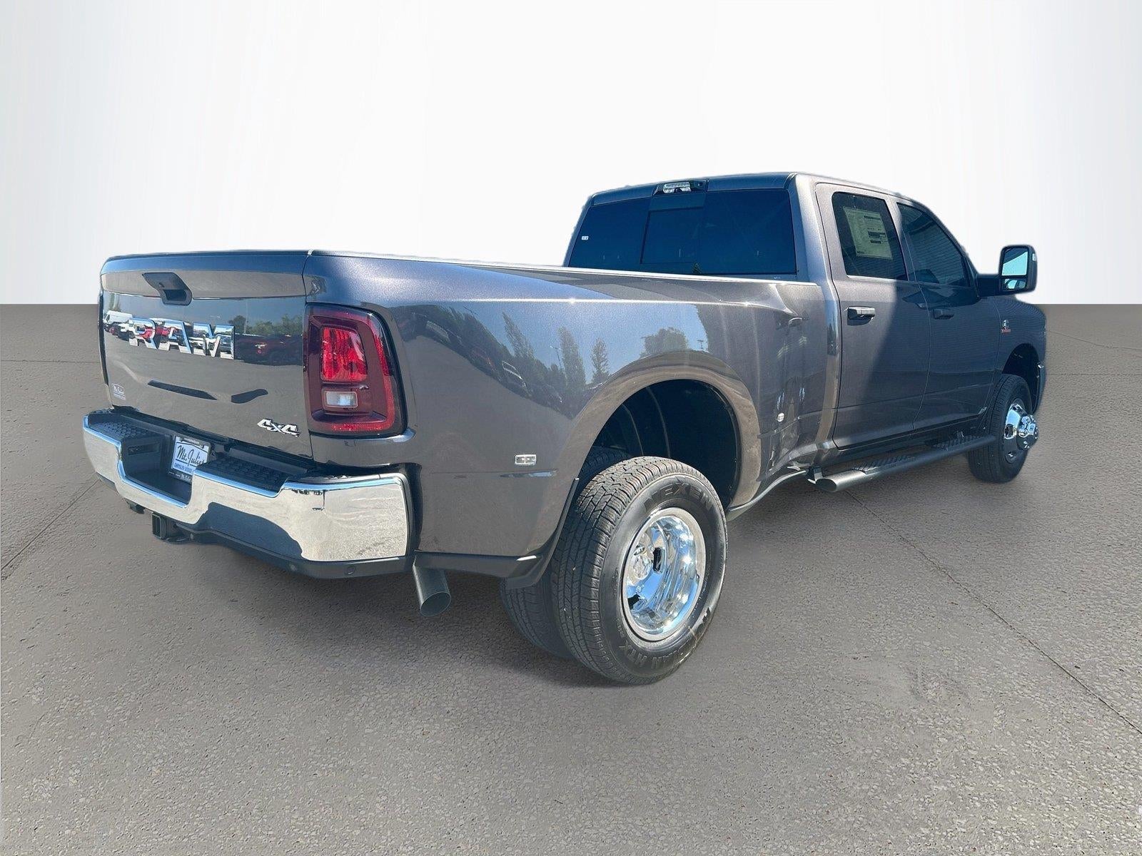 2027 RAM Ram 3500 RAM 3500 TRADESMAN CREW CAB 4X4 8' BOX