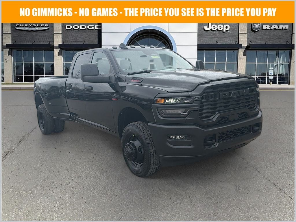 2026 RAM Ram 3500 RAM 3500 TRADESMAN CREW CAB 4X4 8' BOX