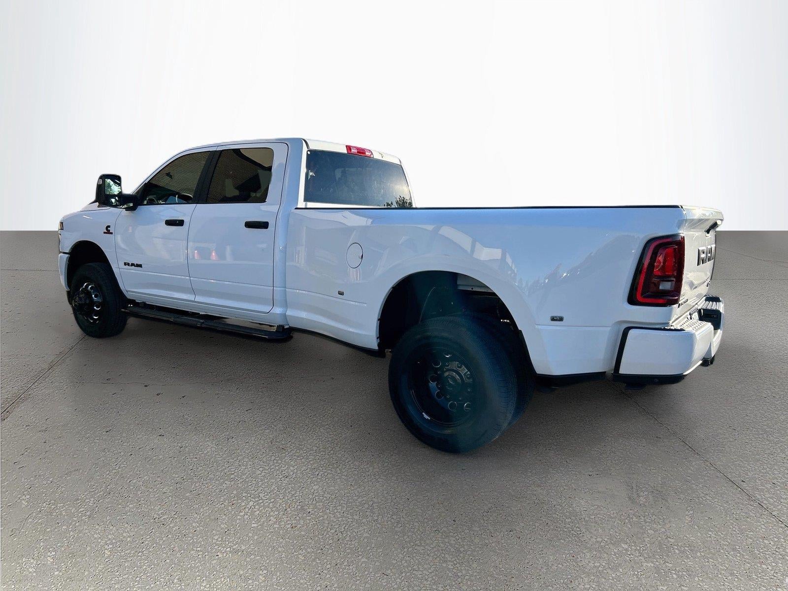 2027 RAM Ram 3500 RAM 3500 BIG HORN CREW CAB 4X4 8' BOX