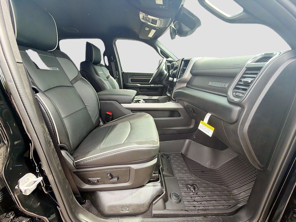 2026 RAM Ram 3500 RAM 3500 LARAMIE CREW CAB 4X4 8' BOX