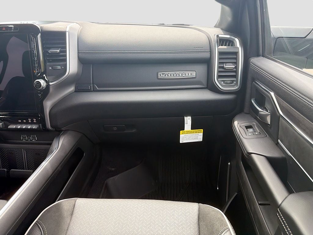 2026 RAM Ram 3500 RAM 3500 LARAMIE CREW CAB 4X4 8' BOX