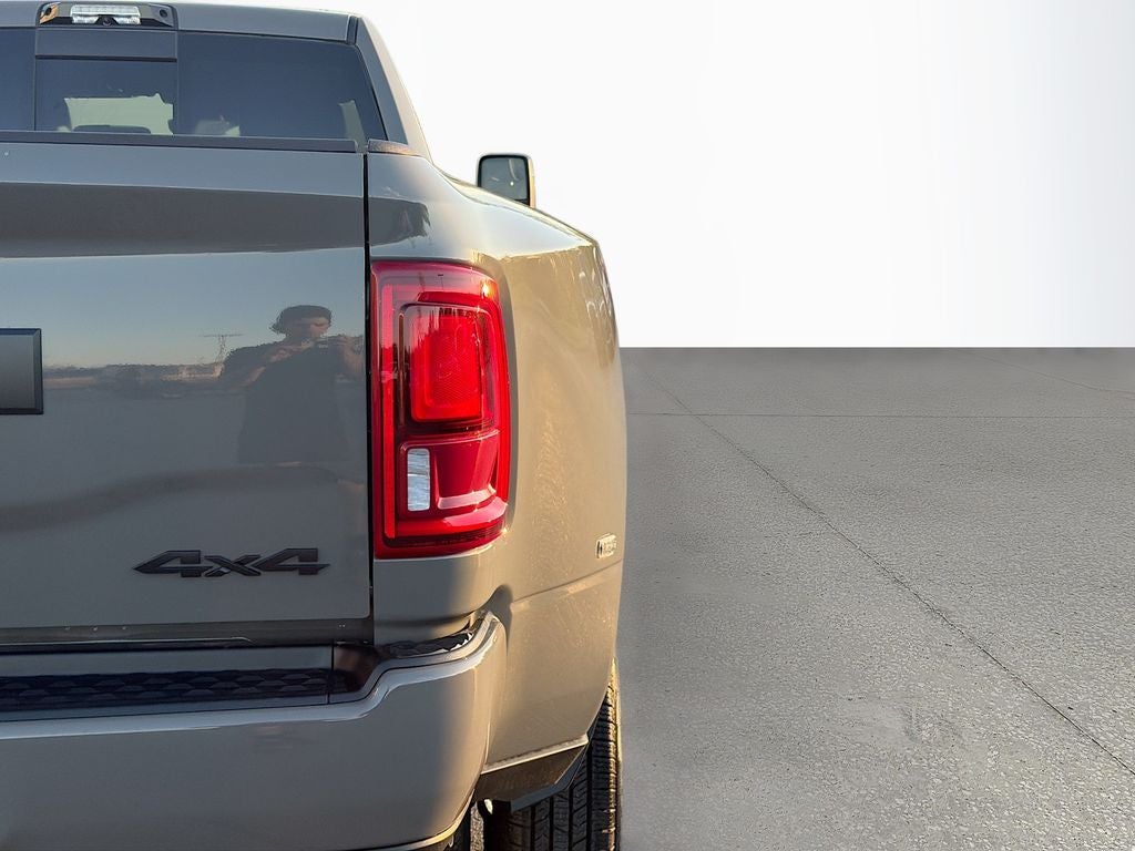 2026 RAM Ram 3500 RAM 3500 LARAMIE CREW CAB 4X4 8' BOX