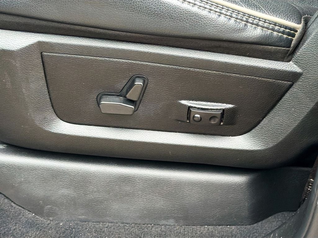 2024 RAM 3500 Laramie Crew Cab 4x4 8' Box