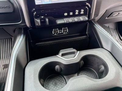 2024 RAM 3500 Laramie Crew Cab 4x4 8' Box