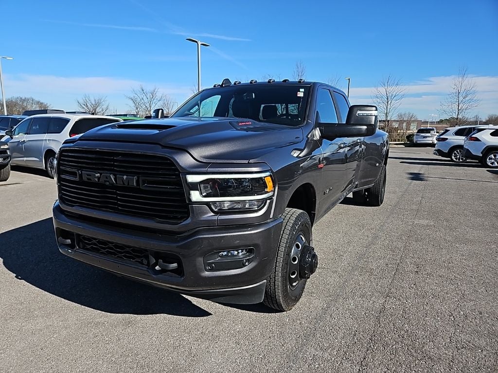 2024 RAM 3500 Laramie Crew Cab 4x4 8' Box