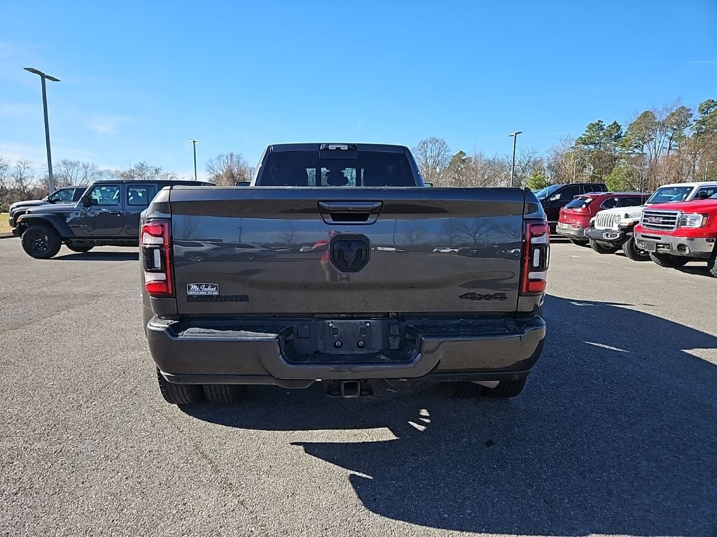 2024 RAM 3500 Laramie Crew Cab 4x4 8' Box