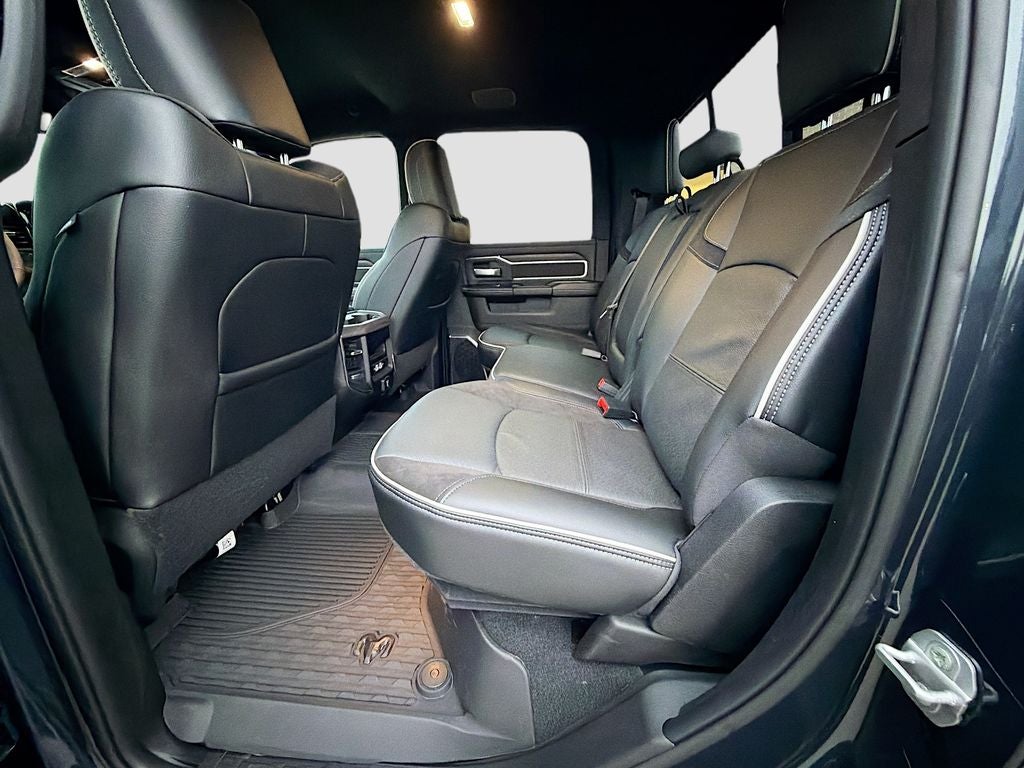 2026 RAM Ram 3500 RAM 3500 LARAMIE CREW CAB 4X4 8' BOX