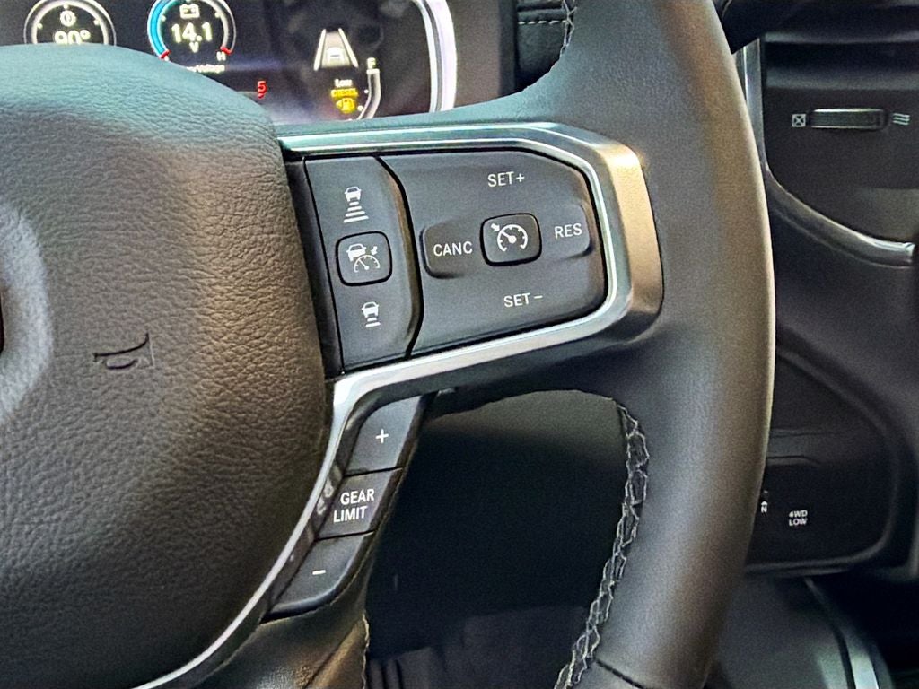 2026 RAM Ram 3500 RAM 3500 LARAMIE CREW CAB 4X4 8' BOX