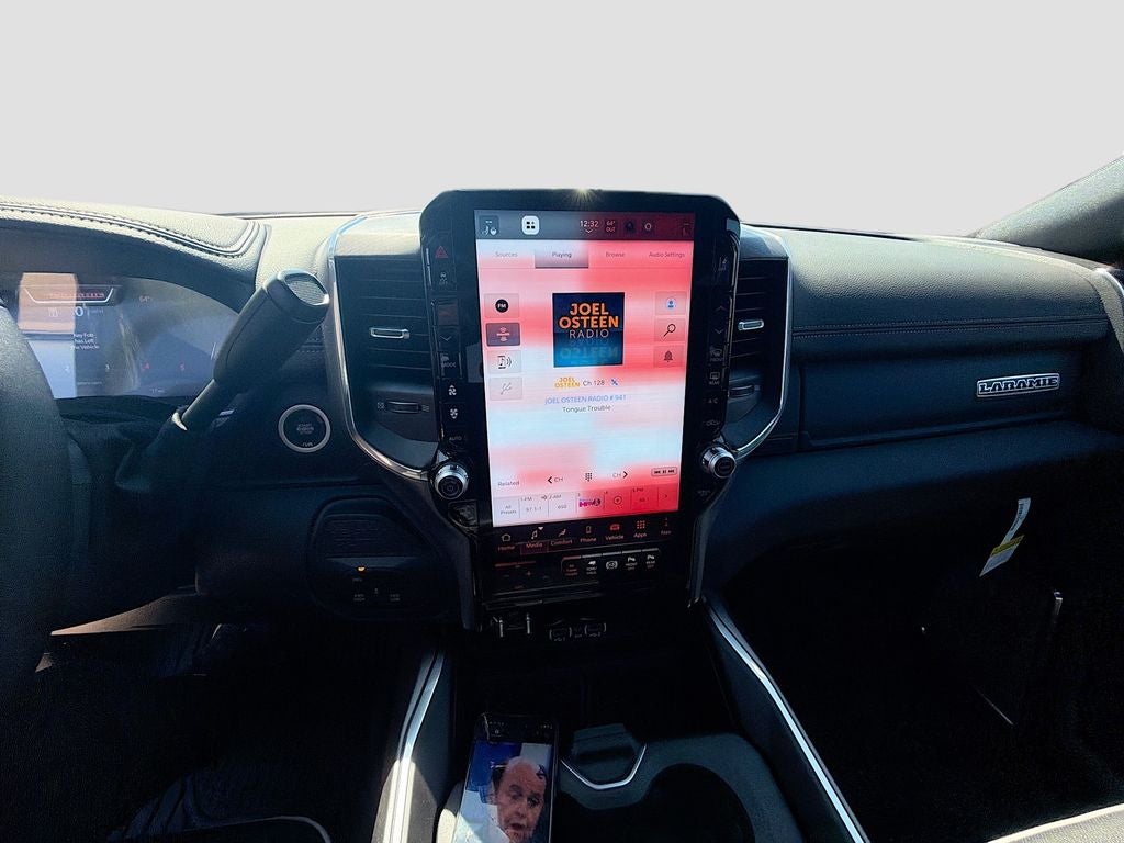 2026 RAM Ram 3500 RAM 3500 LARAMIE CREW CAB 4X4 8' BOX