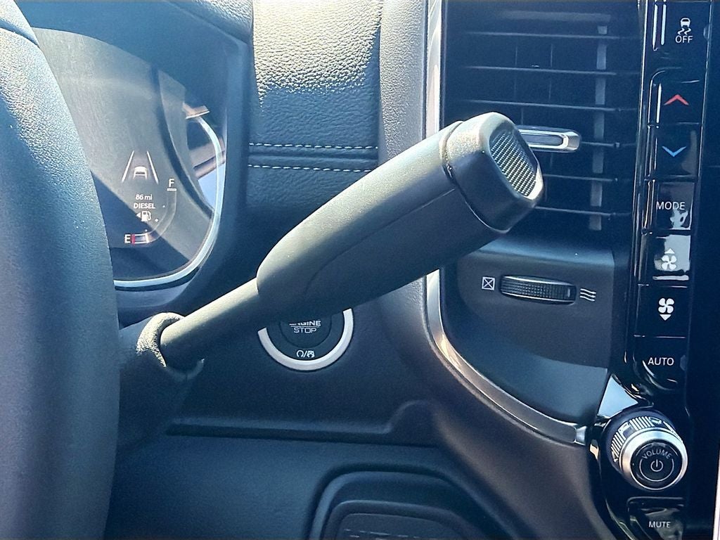 2026 RAM Ram 3500 RAM 3500 LARAMIE CREW CAB 4X4 8' BOX