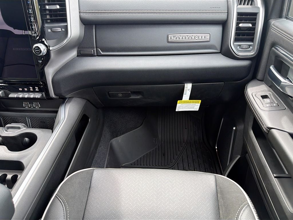 2026 RAM Ram 3500 RAM 3500 LARAMIE CREW CAB 4X4 8' BOX