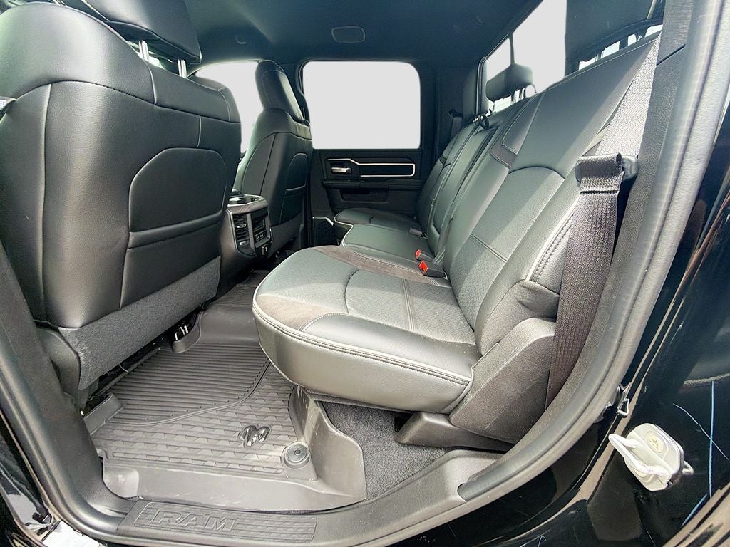 2026 RAM Ram 3500 RAM 3500 LARAMIE CREW CAB 4X4 8' BOX