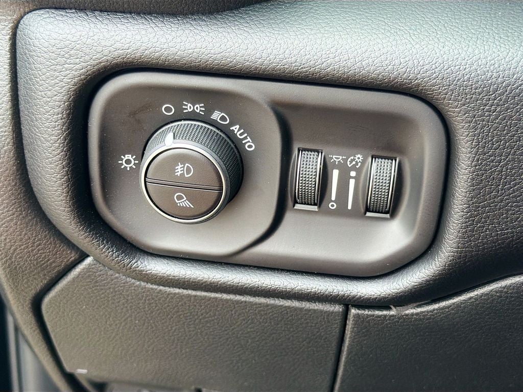 2026 RAM Ram 3500 RAM 3500 LARAMIE CREW CAB 4X4 8' BOX