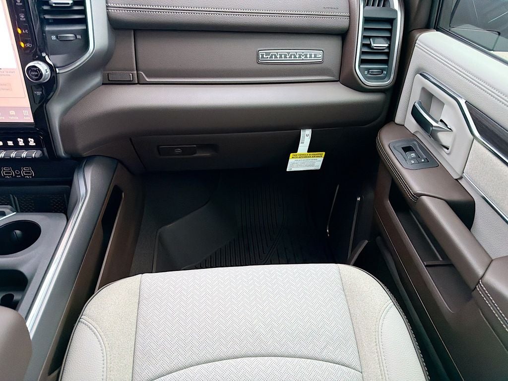 2026 RAM Ram 3500 RAM 3500 LARAMIE CREW CAB 4X4 8' BOX