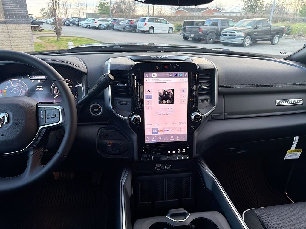 2026 RAM Ram 3500 RAM 3500 LARAMIE CREW CAB 4X4 8' BOX