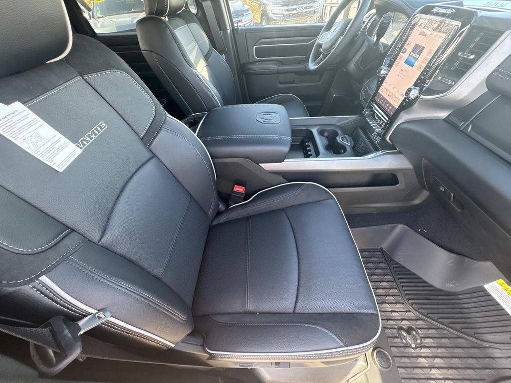 2026 RAM Ram 3500 RAM 3500 LARAMIE MEGA CAB 4X4 6'4' BOX