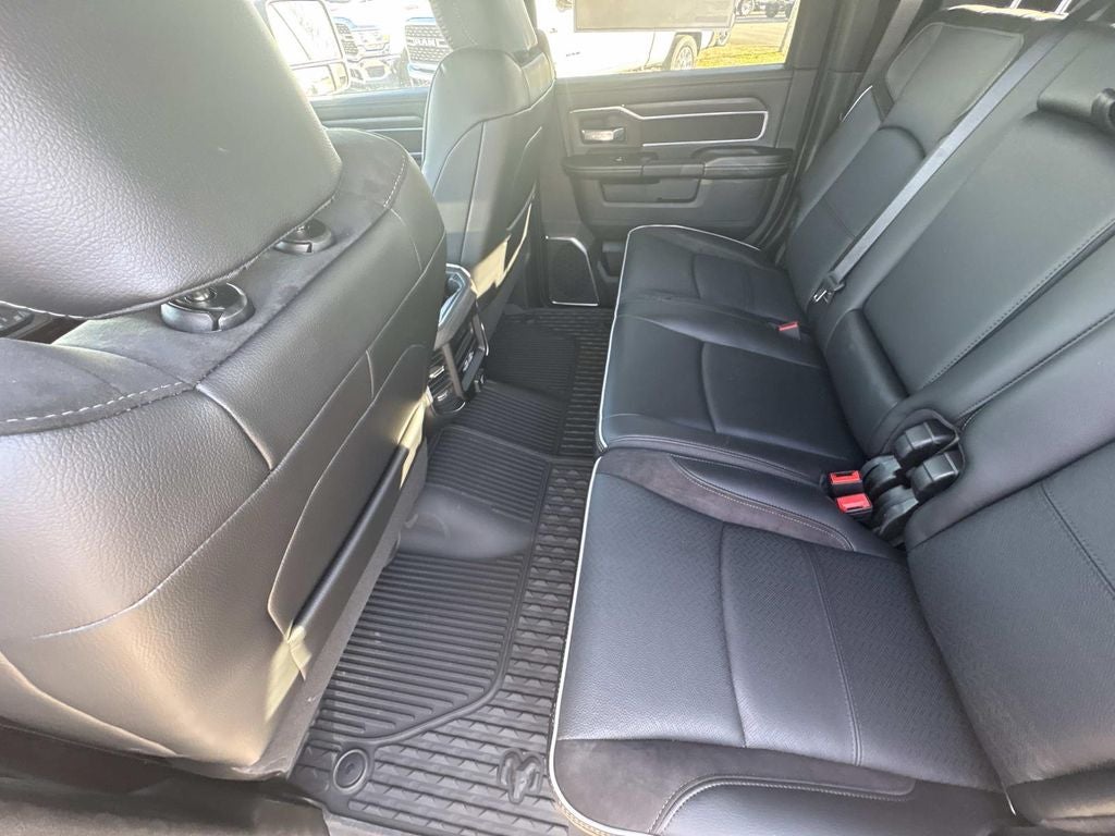 2026 RAM Ram 3500 RAM 3500 LARAMIE MEGA CAB 4X4 6'4' BOX