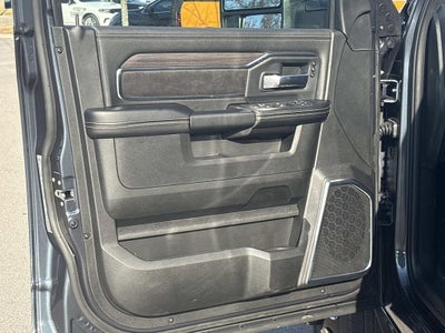 2026 RAM Ram 3500 RAM 3500 LARAMIE MEGA CAB 4X4 6'4' BOX