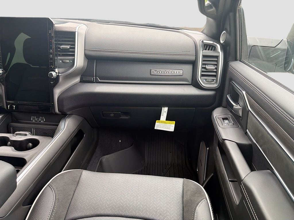 2026 RAM Ram 3500 RAM 3500 LARAMIE MEGA CAB 4X4 6'4' BOX