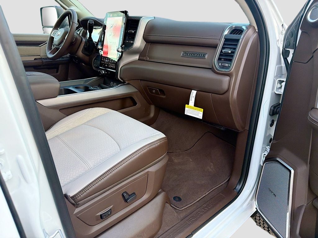 2026 RAM Ram 3500 RAM 3500 LARAMIE MEGA CAB 4X4 6'4' BOX