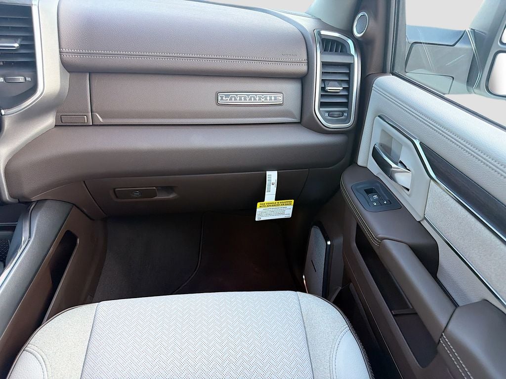 2026 RAM Ram 3500 RAM 3500 LARAMIE MEGA CAB 4X4 6'4' BOX