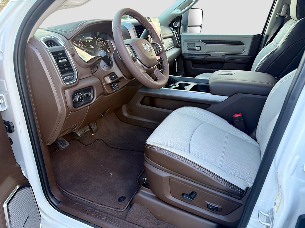 2026 RAM Ram 3500 RAM 3500 LARAMIE MEGA CAB 4X4 6'4' BOX