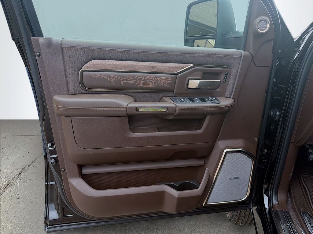 2026 RAM Ram 3500 RAM 3500 LIMITED LONGHORN CREW CAB 4X4 8' BOX