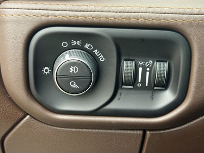 2026 RAM Ram 3500 RAM 3500 LIMITED LONGHORN CREW CAB 4X4 8' BOX