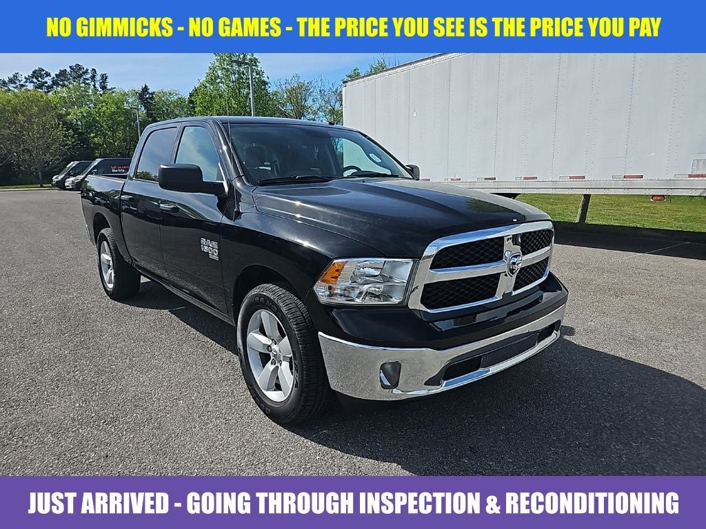 2023 RAM 1500 Classic Tradesman Crew Cab 4x4 5'7' Box