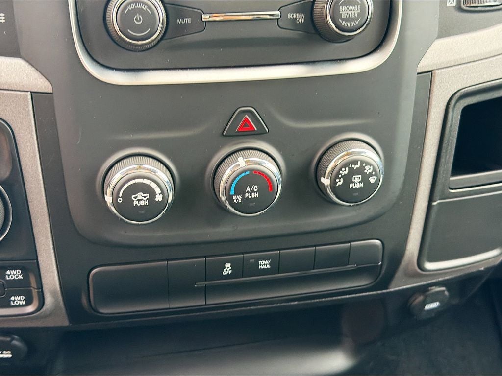 2023 RAM 1500 Classic Tradesman Crew Cab 4x4 5'7' Box
