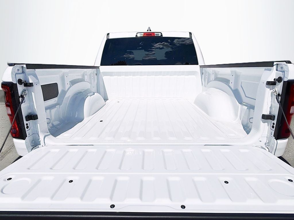 2026 RAM Ram 1500 RAM 1500 TRADESMAN CREW CAB 4X4 5'7' BOX