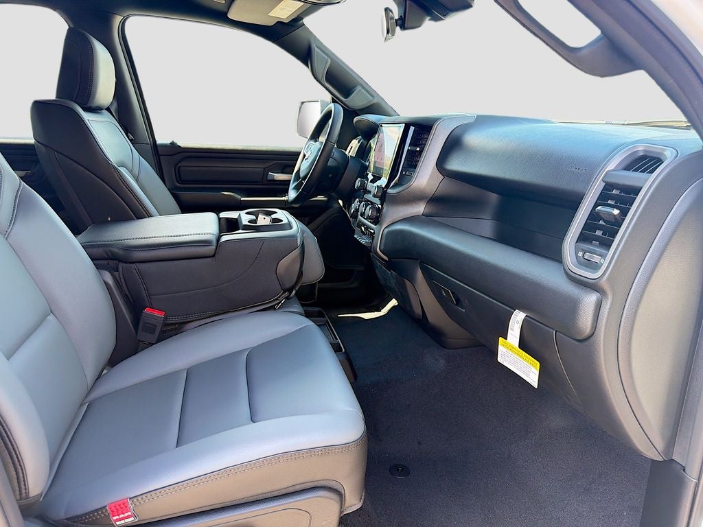 2026 RAM Ram 1500 RAM 1500 TRADESMAN CREW CAB 4X4 5'7' BOX