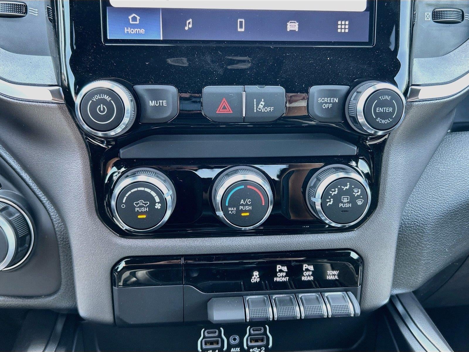 2026 RAM 1500 RAM 1500 EXPRESS CREW CAB 4X4 5'7' BOX