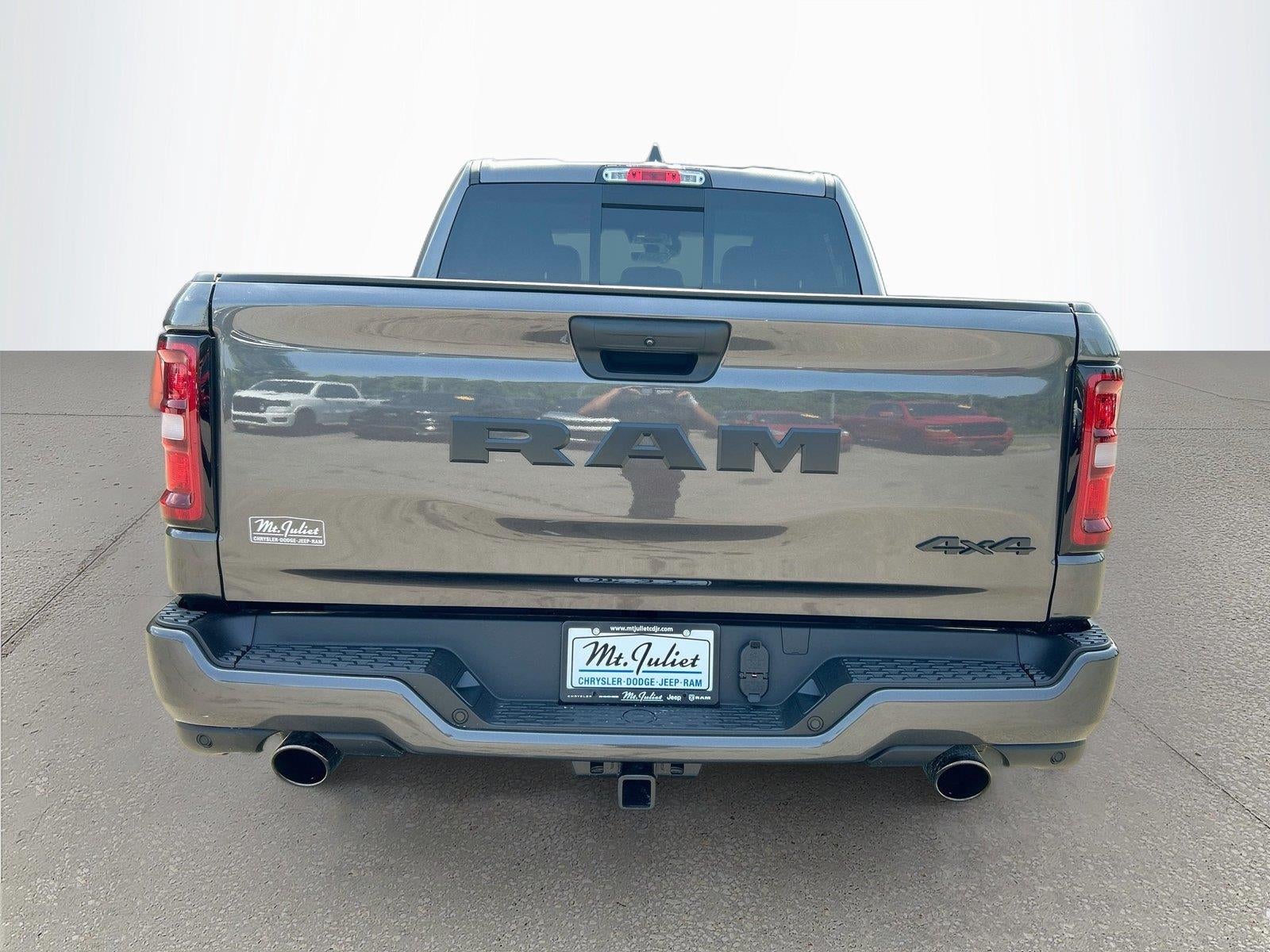 2026 RAM 1500 RAM 1500 EXPRESS CREW CAB 4X4 5'7' BOX