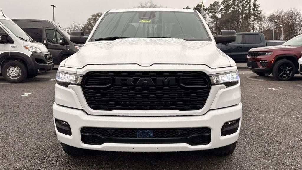 2026 RAM Ram 1500 RAM 1500 EXPRESS CREW CAB 4X4 5'7' BOX