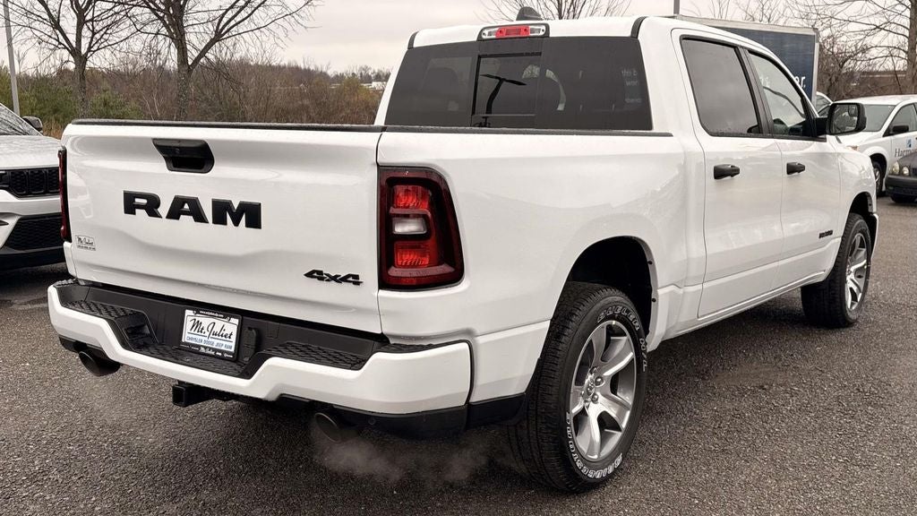 2026 RAM Ram 1500 RAM 1500 EXPRESS CREW CAB 4X4 5'7' BOX