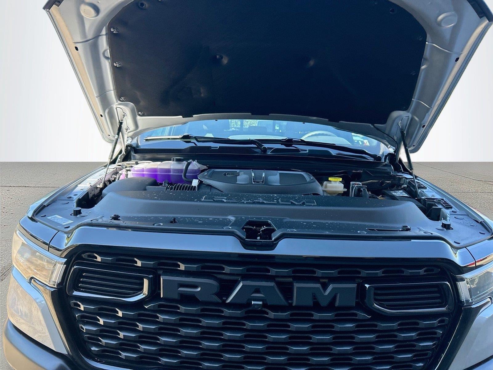 2027 RAM Ram 1500 RAM 1500 WARLOCK CREW CAB 4X4 5'7' BOX