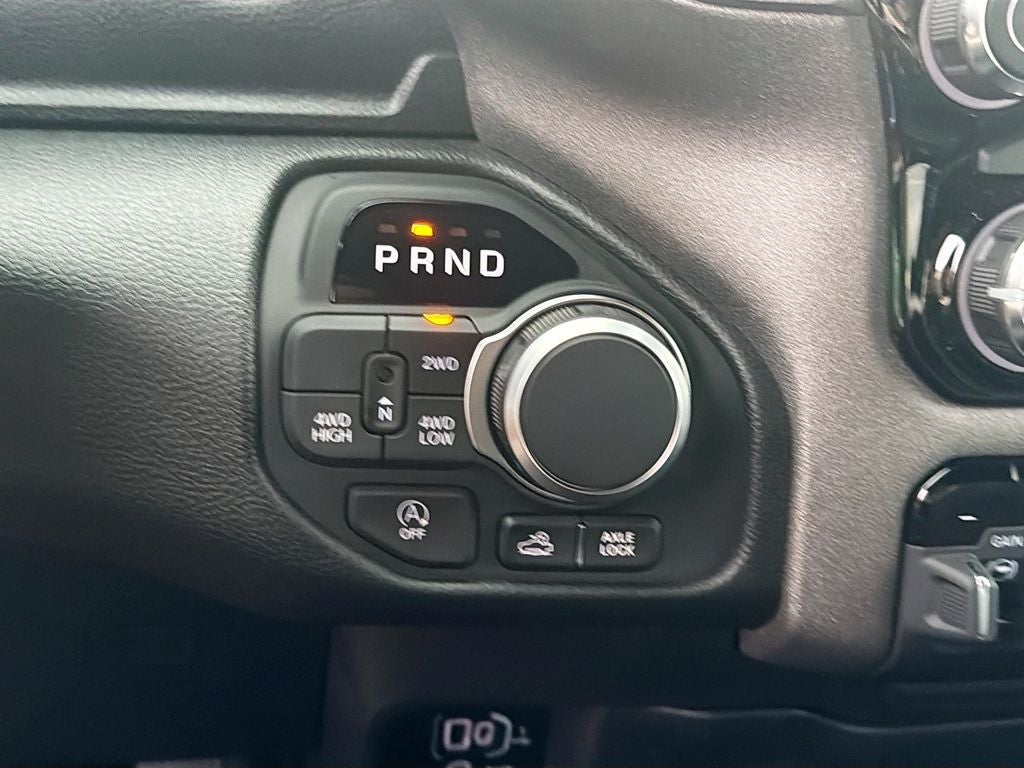 2026 RAM Ram 1500 RAM 1500 WARLOCK CREW CAB 4X4 5'7' BOX