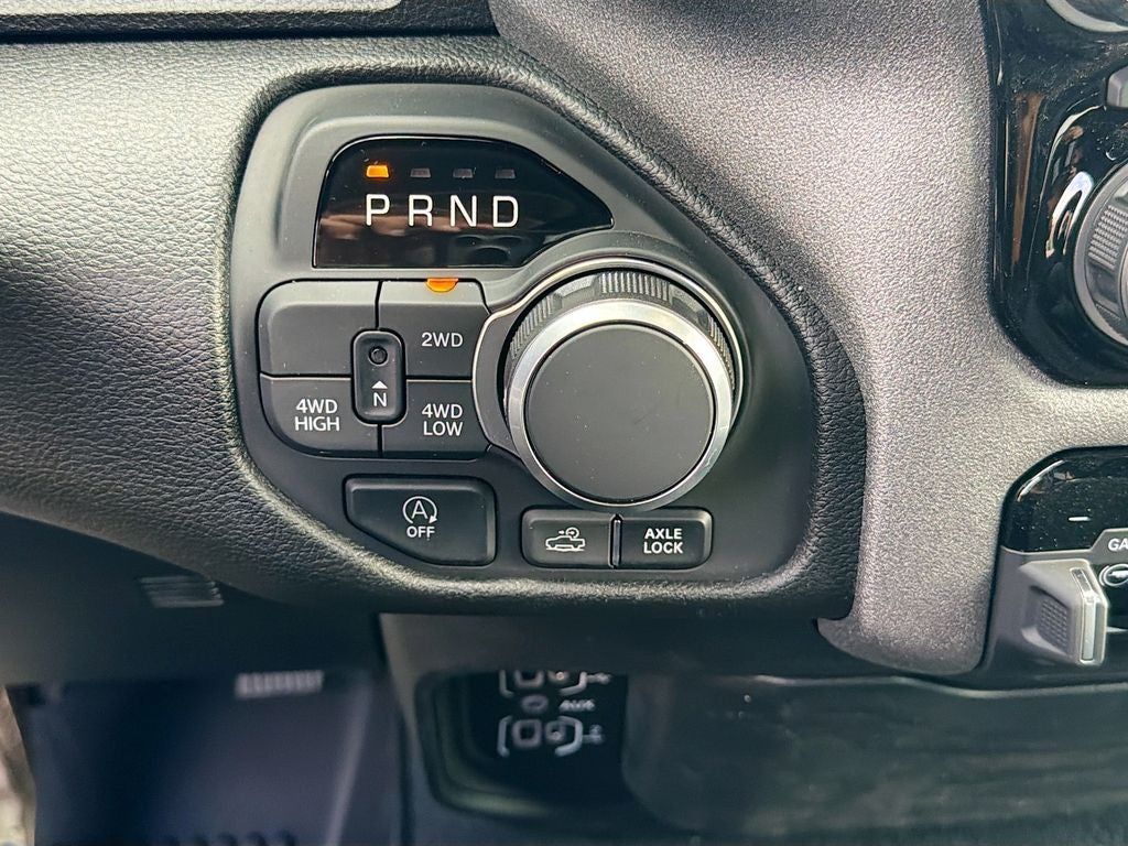 2026 RAM Ram 1500 RAM 1500 WARLOCK CREW CAB 4X4 5'7' BOX