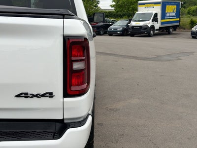 2026 RAM Ram 1500 RAM 1500 EXPRESS CREW CAB 4X4 5'7' BOX