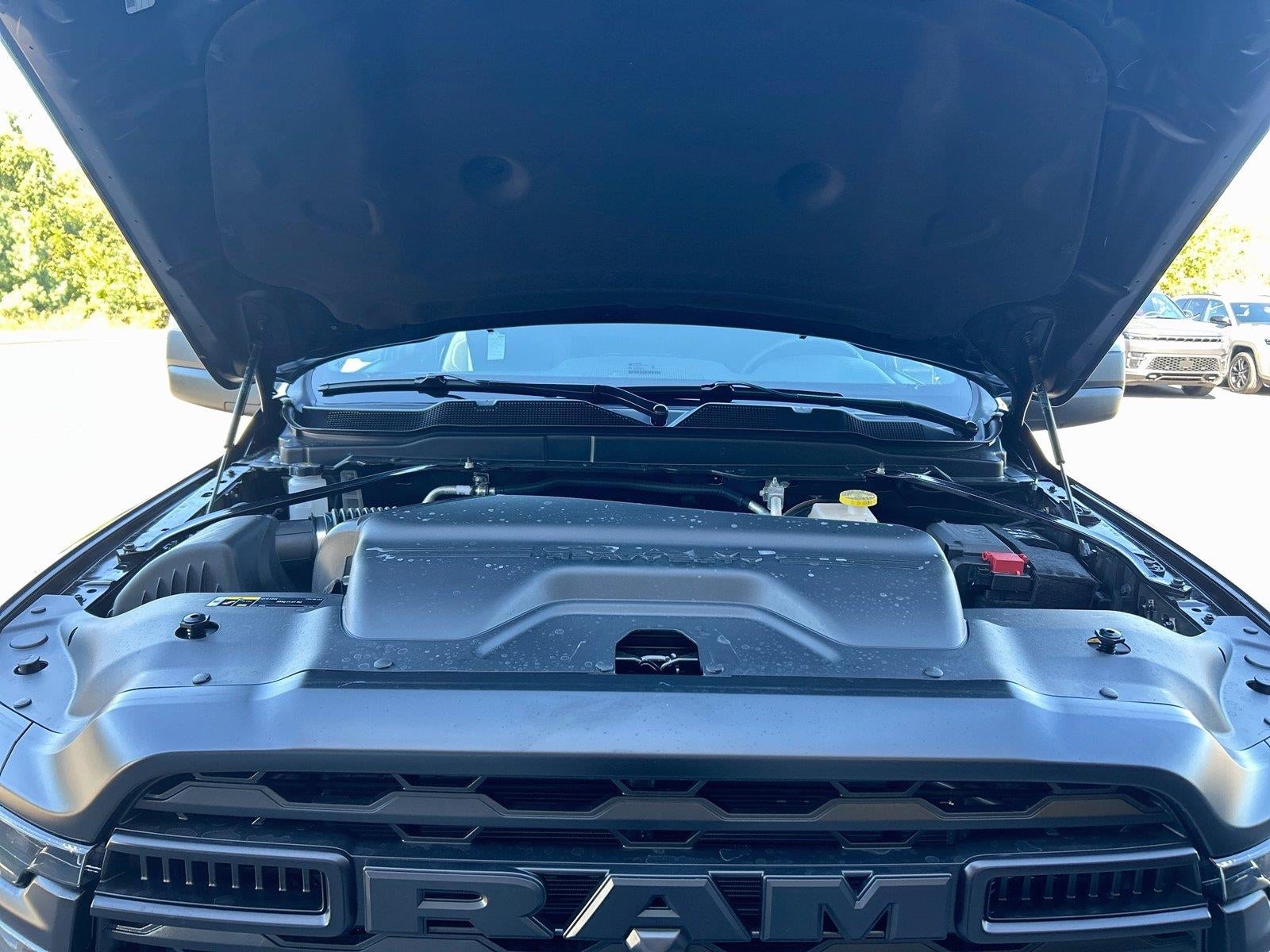 2027 RAM Ram 2500 RAM 2500 TRADESMAN CREW CAB 4X4 6'4' BOX