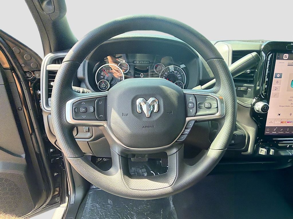 2026 RAM Ram 2500 RAM 2500 BLACK EXPRESS CREW CAB 4X4 6'4' BOX