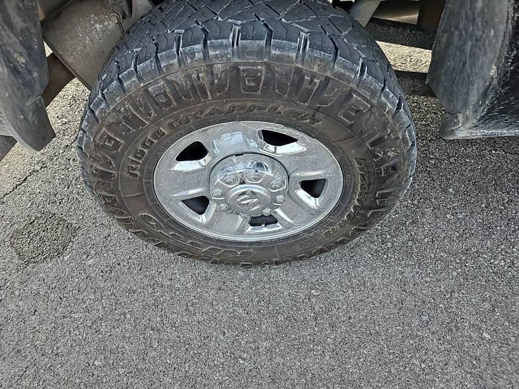 2022 RAM 2500 Tradesman Crew Cab 4x4 6'4' Box