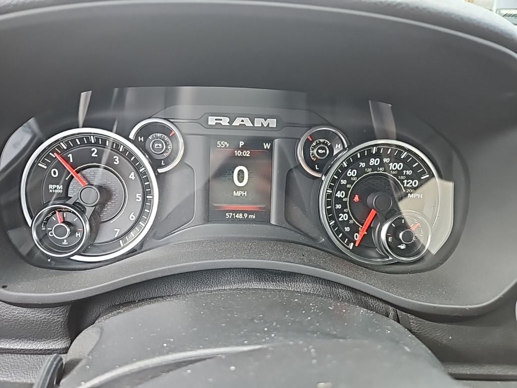 2022 RAM 2500 Tradesman Crew Cab 4x4 6'4' Box