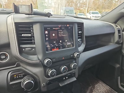 2022 RAM 2500 Tradesman Crew Cab 4x4 6'4' Box