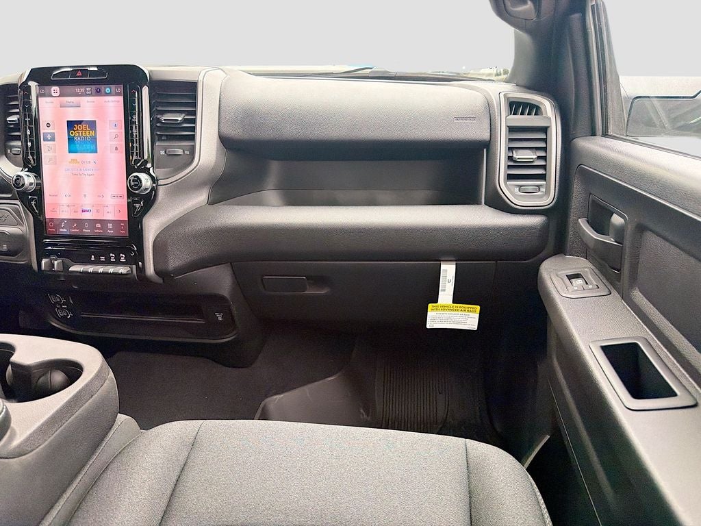 2026 RAM Ram 2500 RAM 2500 BLACK EXPRESS CREW CAB 4X4 6'4' BOX