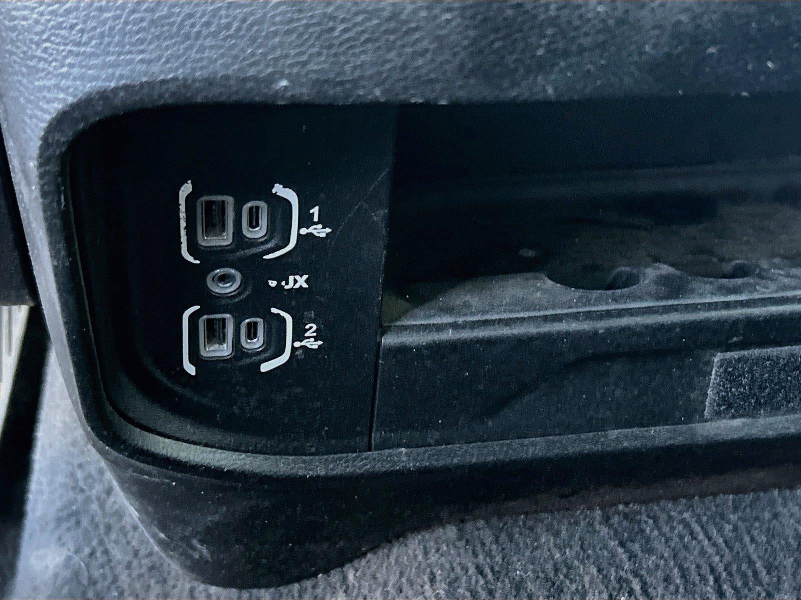 2019 RAM 2500 Tradesman Crew Cab 4x4 6'4' Box