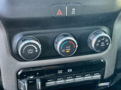 2019 RAM 2500 Tradesman Crew Cab 4x4 6'4' Box