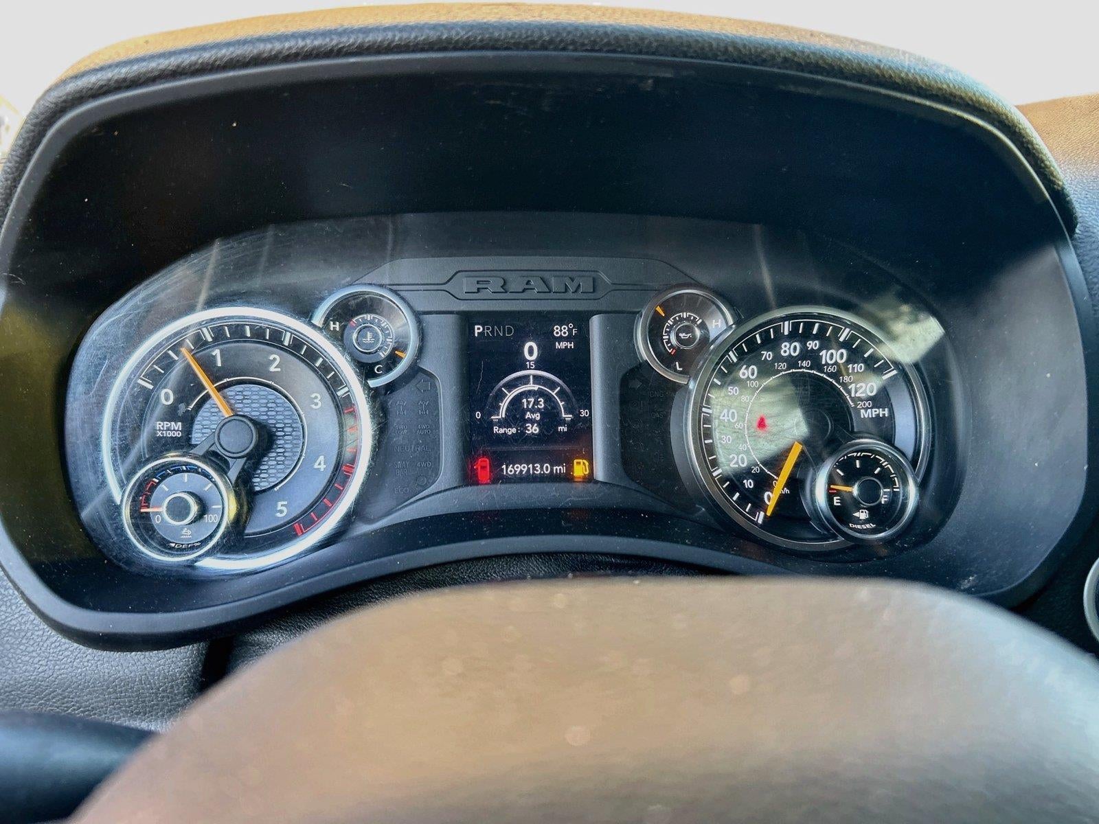 2019 RAM 2500 Tradesman Crew Cab 4x4 6'4' Box